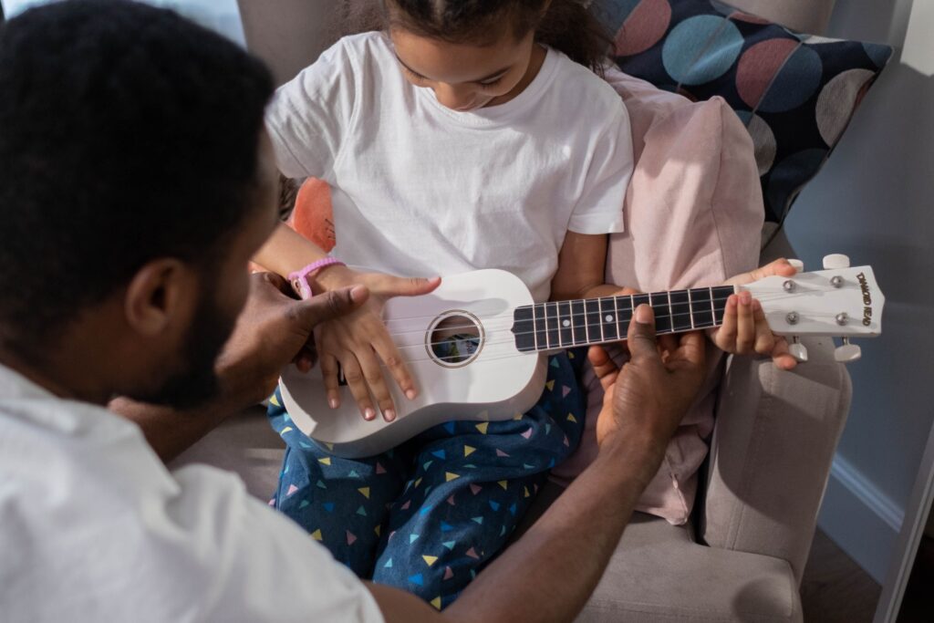 Cómo Elegir Tu Primer Ukelele: Guía para Principiantes 2025